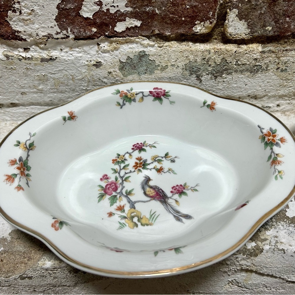 Vintage Limogues France Set of 2 Floral Peacock Serving Bowls Trimmed in Gold. - Picture 4 of 10